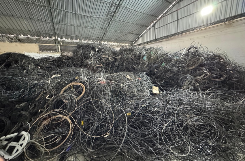 Projeto Poste Limpo retira 140 km de fios inutilizados em Maceió