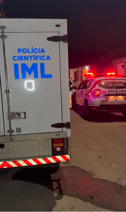 Grupo encapuzado ataca residência e deixa homem gravemente ferido