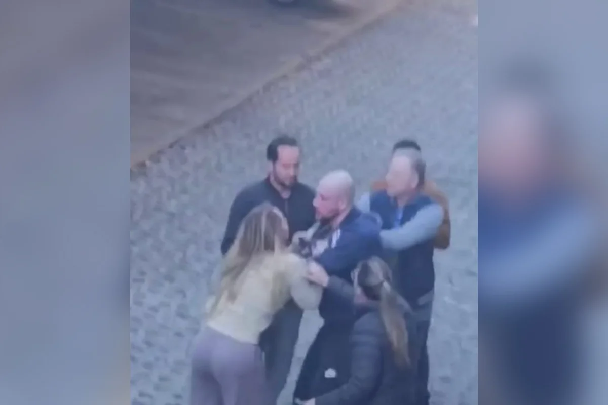 Pastora diz ter agredido entregador após ser chamada de 'rata do Bolsonaro'