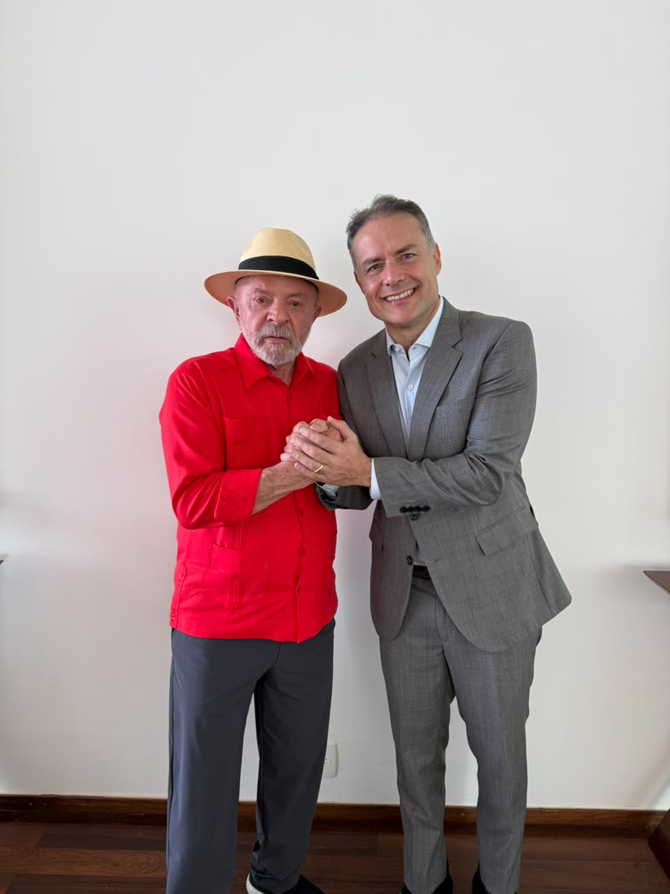 Em reunião com Lula, Renan defende fim da escala 6x1 e PEC da Segurança