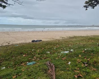 Corpo de homem é encontrado na Praia da Avenida, em Maceió