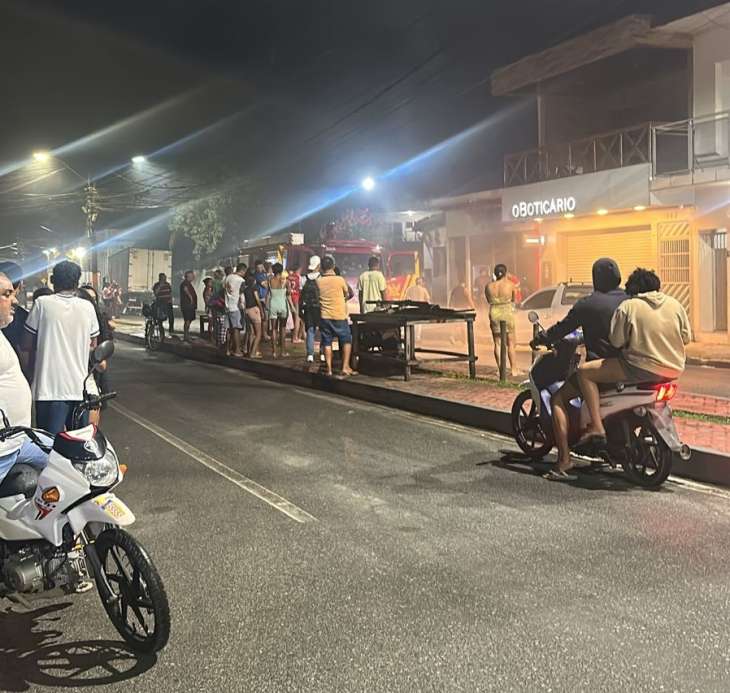 Incêndio em estabelecimento assusta moradores em São Luiz do Quitunde