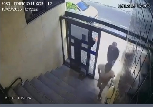 Falsa identidade, reconhecimento facial e portas arrombadas: o esquema por trás dos furtos na Ponta Verde