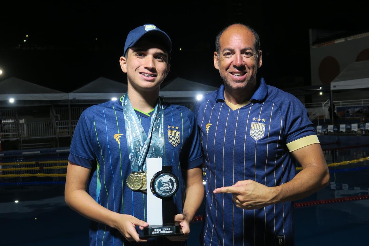 Felipe Knowles bate 10 recordes e conquista troféu de melhor índice técnico em Maceió