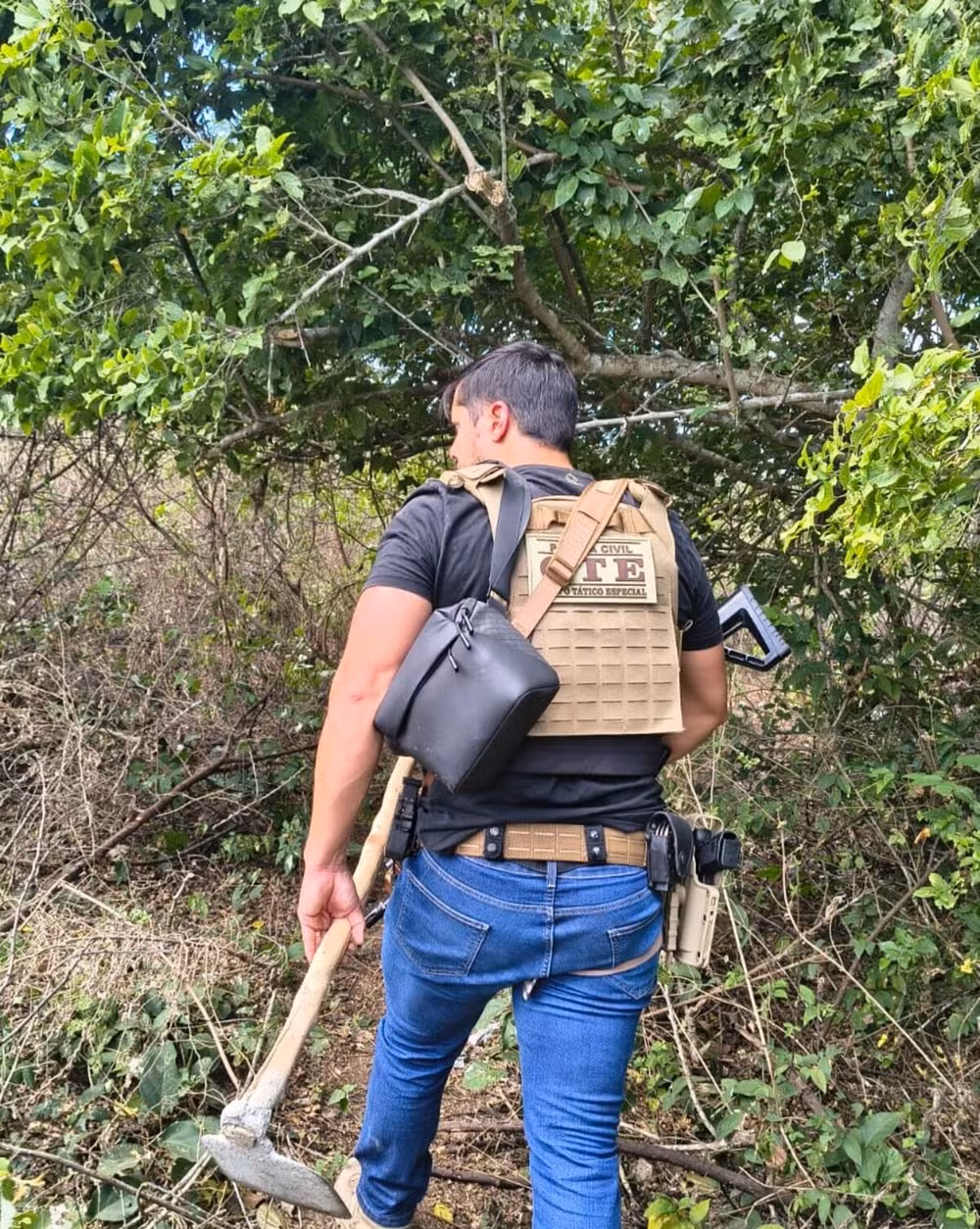 Polícia prende casal suspeito de matar mulher grávida e jogar corpo em açude