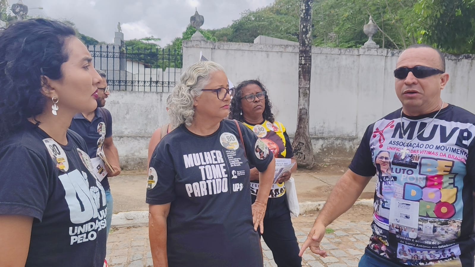Lenilda Luna e Raquel Bricio visitam Bebedouro e ouvem vítimas da Braskem
