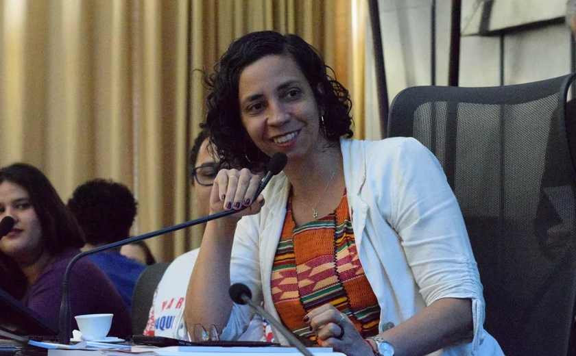 Elida faz balanço dos 50 dias de mandato e reafirma trajetória de “petista raiz”