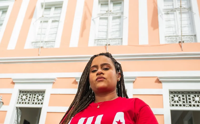 Alycia da Bancada Negra resgata lutas históricas do PT e critica estruturas de poder em Alagoas