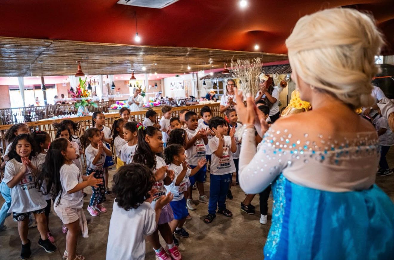 Abrasel/AL realiza Semana Solidária da Criança para 1.643 estudantes da rede pública de Maceió