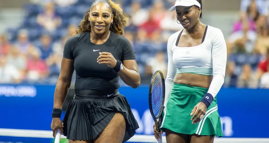 Serena e Venus Williams recebem convite para duplas em Wimbledon