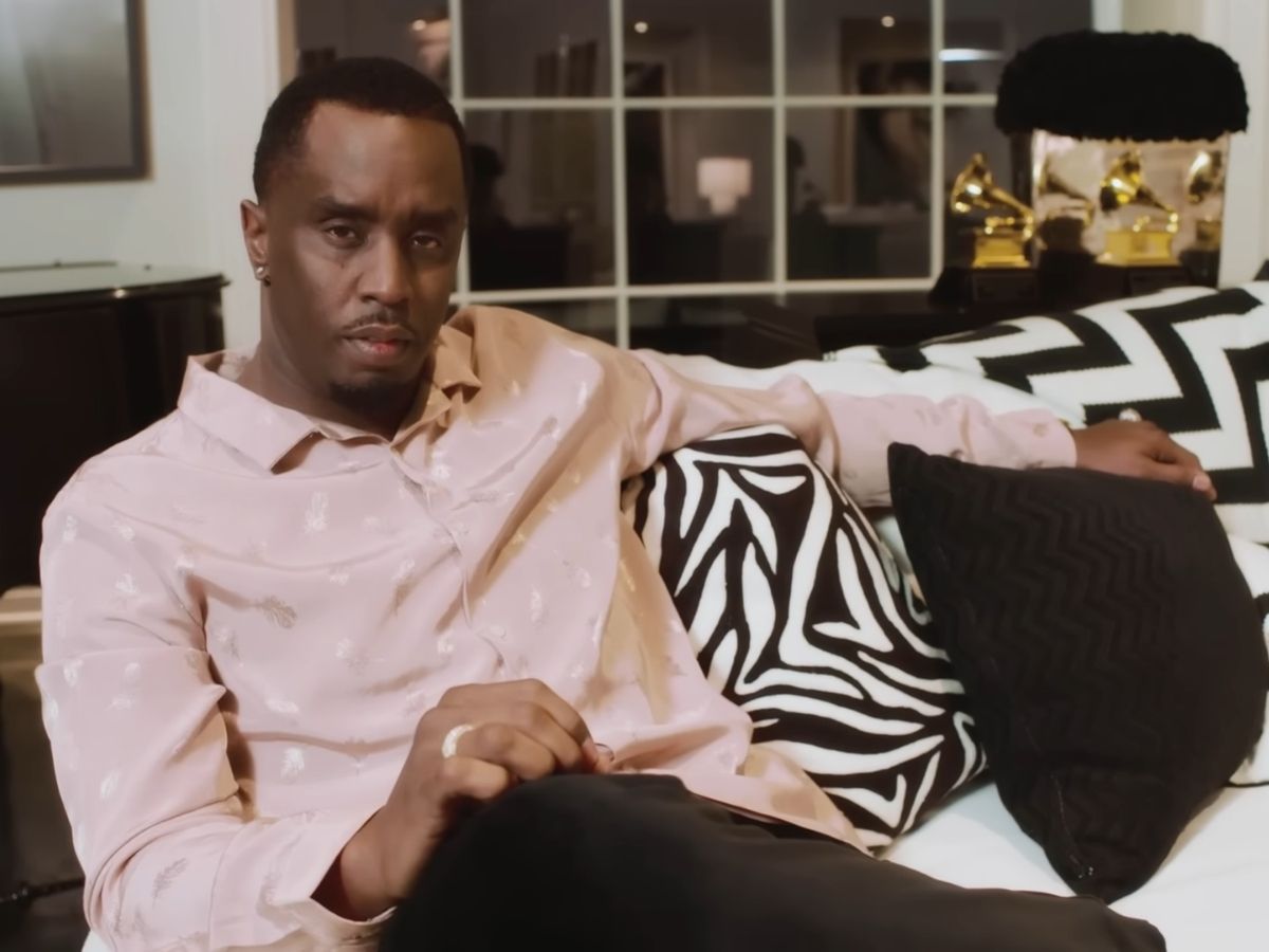 Rapper Diddy é levado à solitária após briga com preso nos Estados Unidos