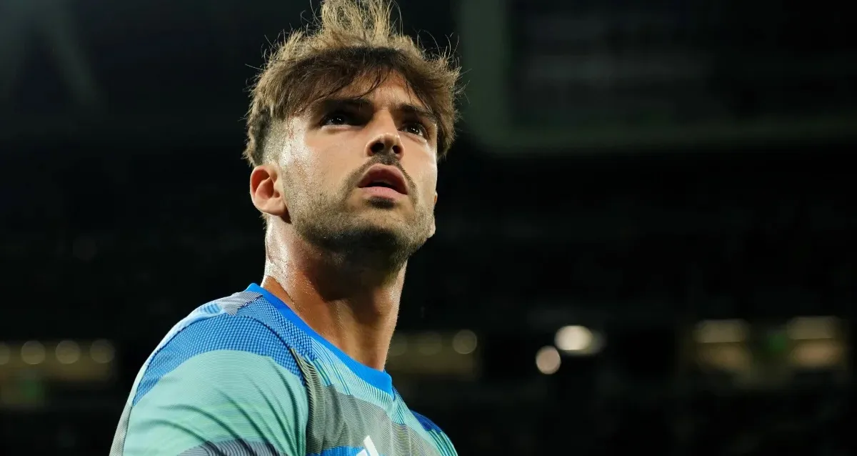 Zagueiro do Real Madrid é multado em R$ 85 mil por dirigir bêbado