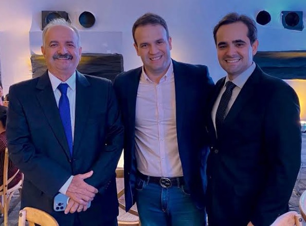 “Eu tenho lado. Só saio do grupo do governo se o Paulo quiser”, diz vereador de Maceió